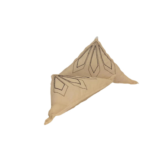 100% Hemp Hand Embroidered anti static triangular Cushion Cases with Cushion